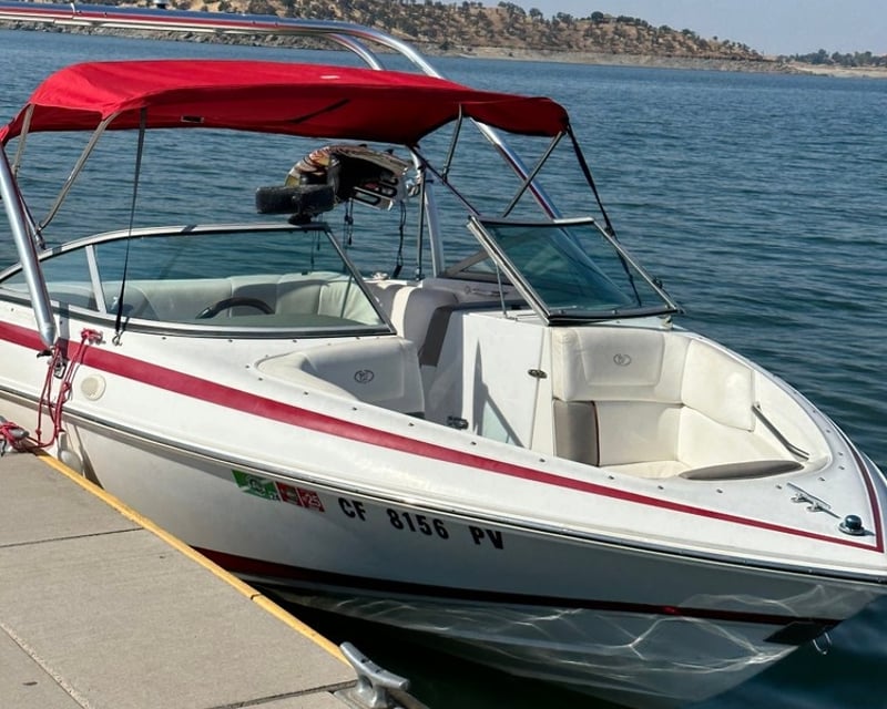 Wakeboard Boat Rental with Lake Delivery Near Fresno