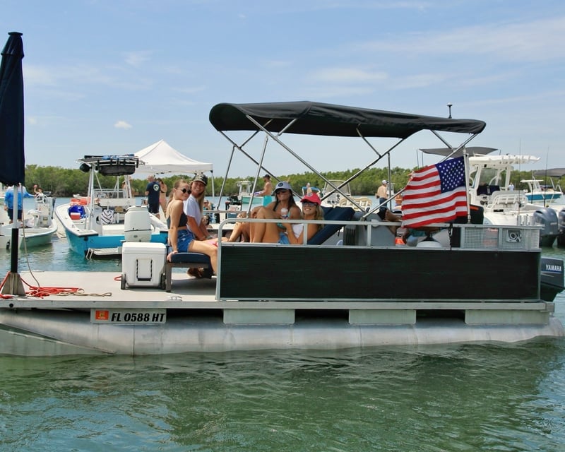 Full-Day Private Pontoon & Sandbar Charter in Ponce Inlet