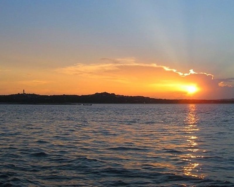 Sunset Boat Tour on Lake Travis