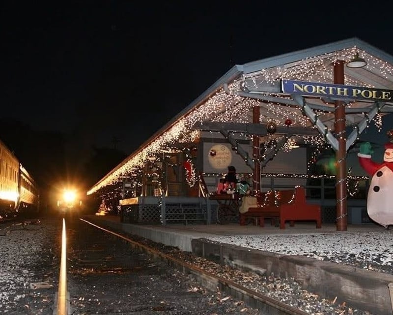 Chattanooga Train Ride With Santa