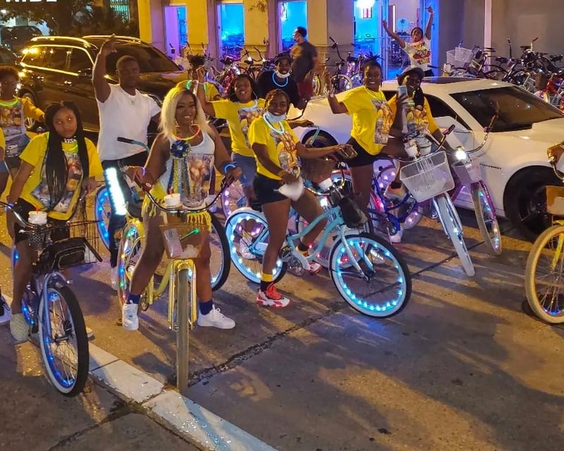 Private Glow-in-the-Dark Bike Bar Crawl in Baton Rouge