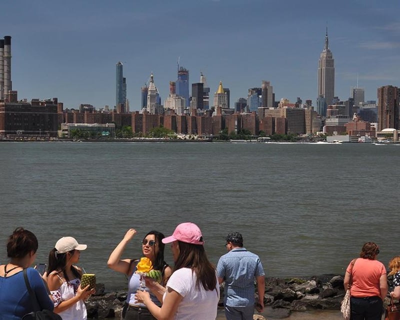 Hebrew Williamsburg Walking Tour in New York City