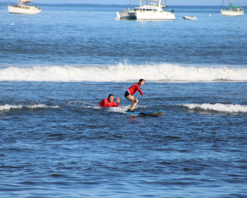 Private Surf Lesson at Lahaina Break Wall
