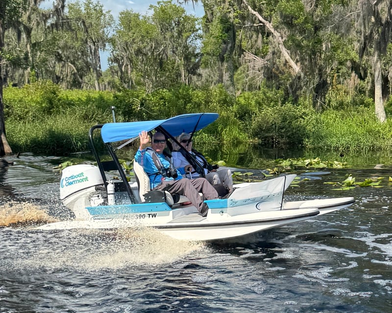 Self-Drive Catamaran Tour on the Clermont Chain of Lakes