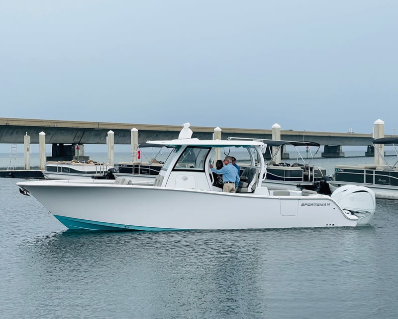 Private Fishing & Crab Island Boat Charter in Destin