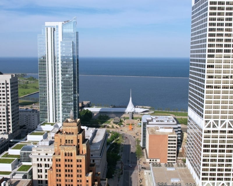 Downtown Milwaukee Architecture Walking Tour