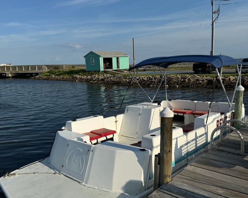 Nags Head 23' Pontoon Boat Rental