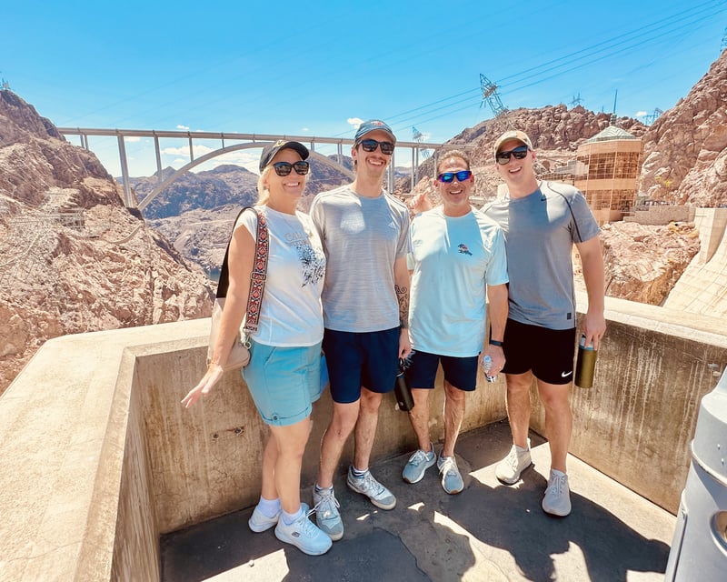 Explore Hoover Dam Small-Group Guided Tour With BBQ Lunch