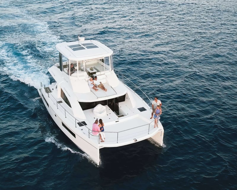 Waikiki Morning Snorkel & Lunch Cruise