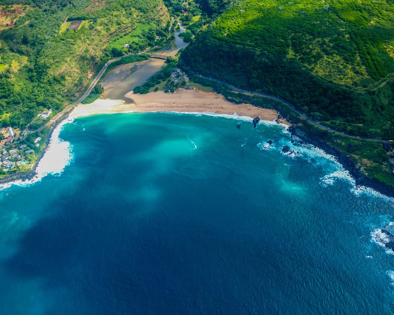 Oahu Helicopter Tour Over Pearl Harbor & Diamond Head