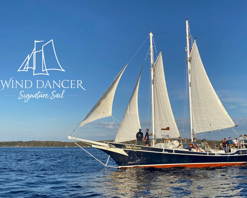 Traverse City Afternoon Sailing Tour on Grand Traverse Bay