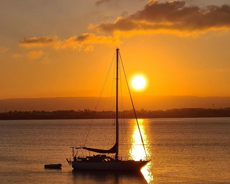 Sunset Tiki Boat Cruise in Sarasota