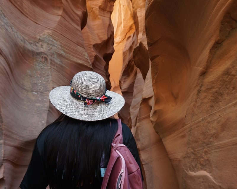 Private Secret Antelope Canyon Tour with Navajo Guide