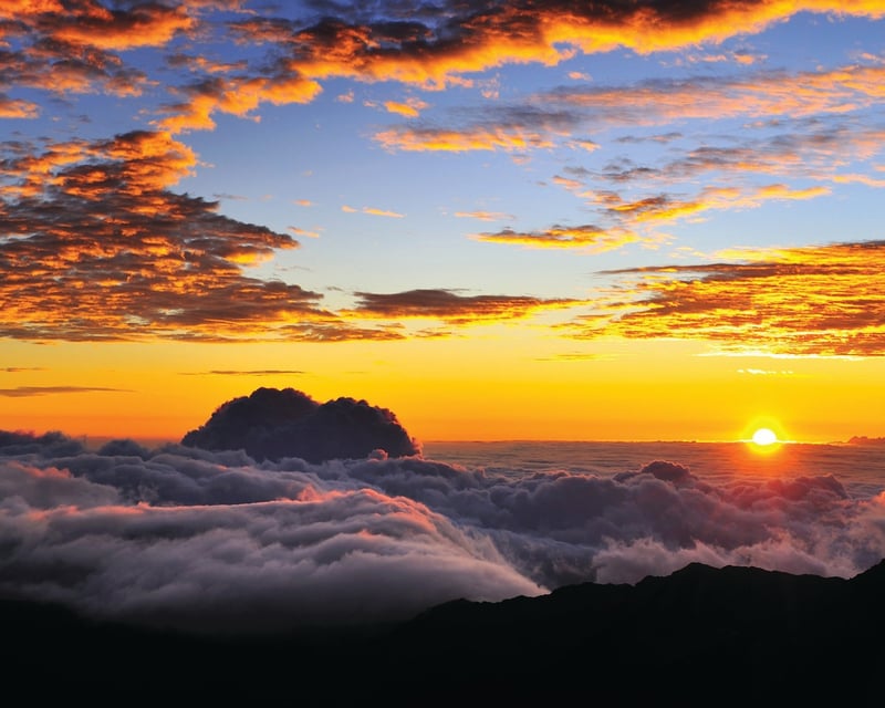 Haleakalā National Park Sunrise Tour with Breakfast