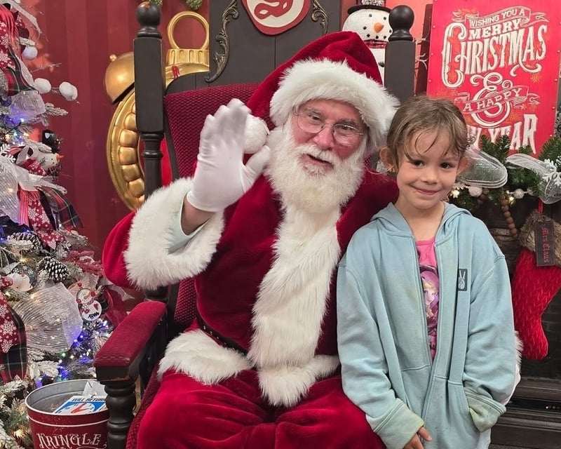 Fairbanks Winter City Tour with North Pole & Pipeline
