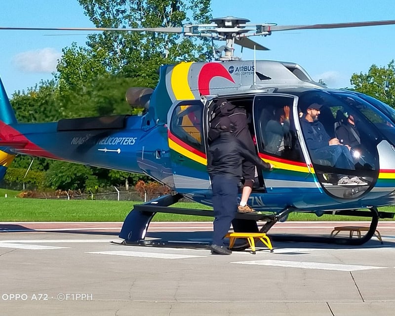 Niagara Falls Helicopter & Cruise Tour