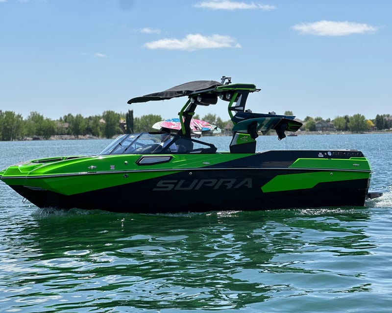 Wake Boat Rental on Boyd Lake in Loveland