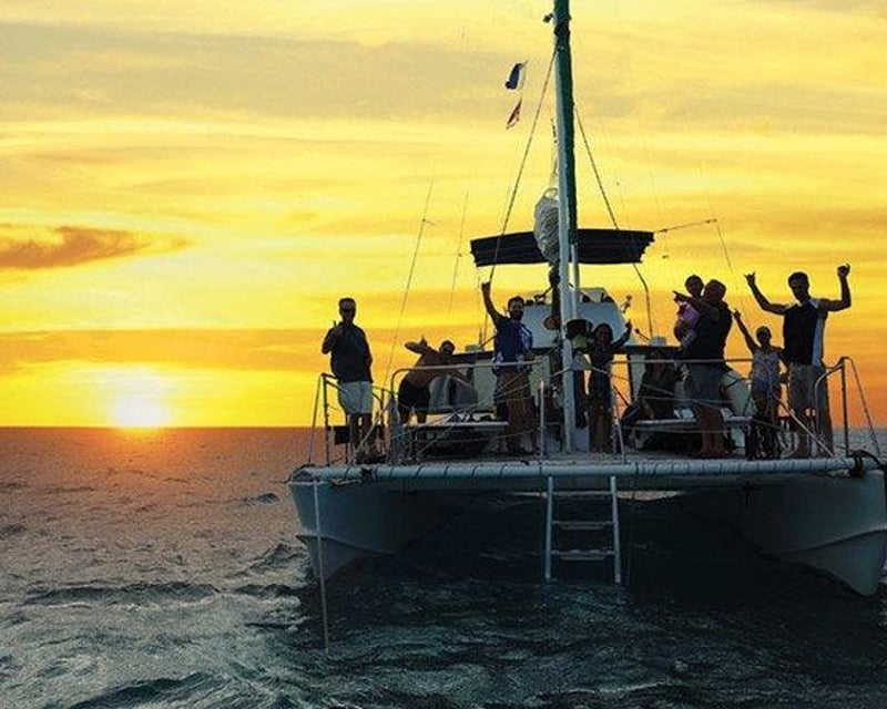 Private Sunset & Moonlight Cruise off Waikiki