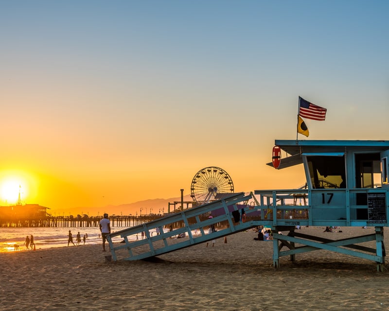 Ride a 6-Hour E-Bike Rental From Redondo Beach Pier