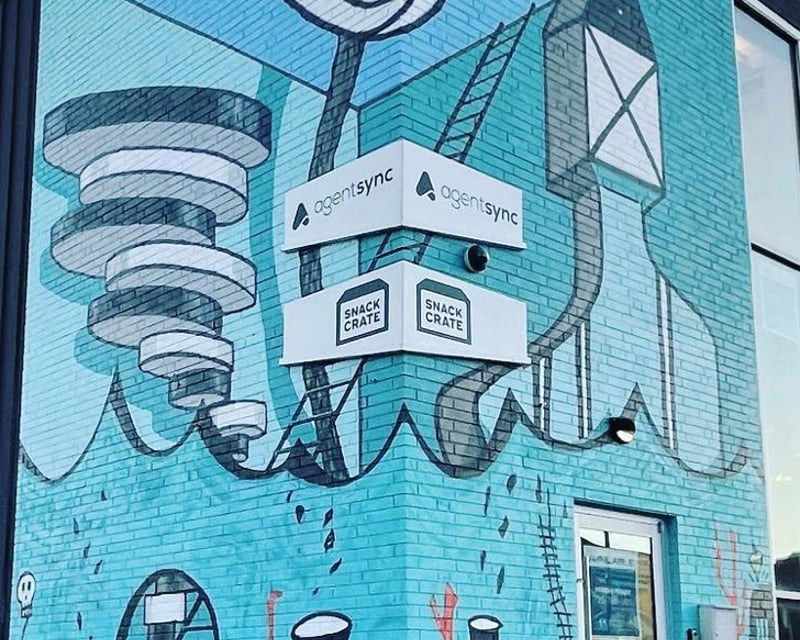Graffiti & Happy Hour Walking Tour in RiNo