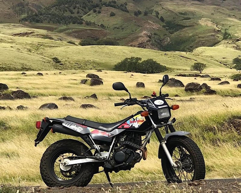 Yamaha TW200 Dual Sport Motorcycle Rental on Maui