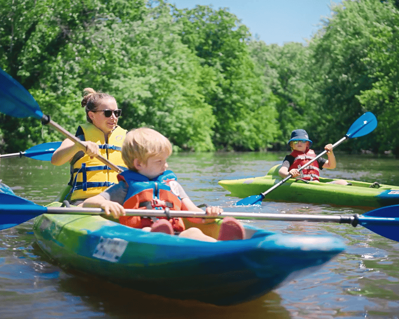 2-Mile Self-Guided Kayak Trip in Cuyahoga Falls