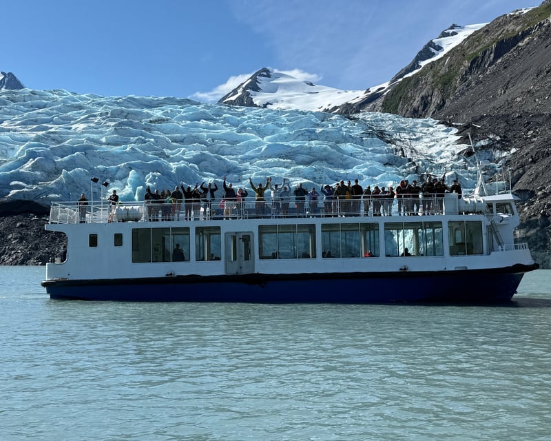 3.5-Hour Portage Glacier Cruise From Anchorage
