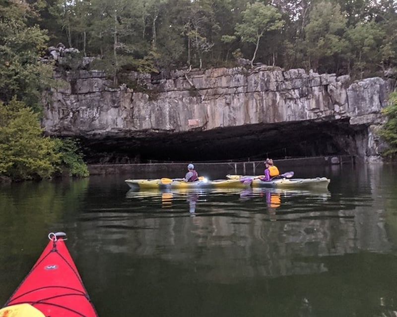 Nickajack Bat Cave Sunset Kayak Tour