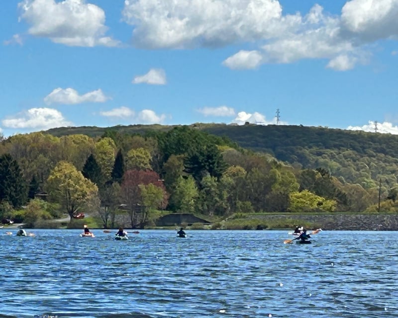 4-Hour Boat Rental at Frances Slocum Lake