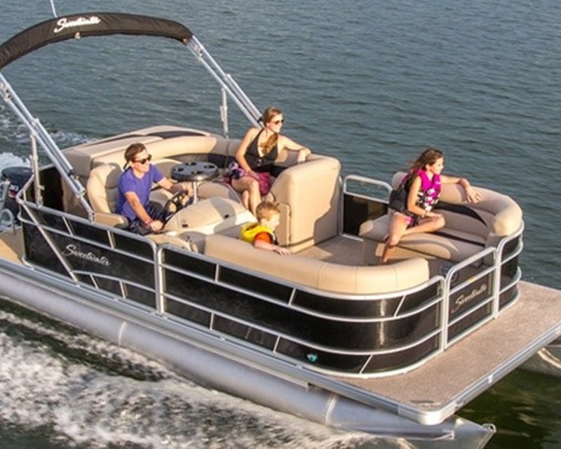 Navarre 24' Pontoon Boat Rental