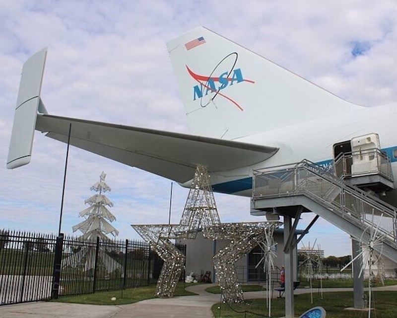 NASA Space Center Houston Ticket & Downtown Shuttle