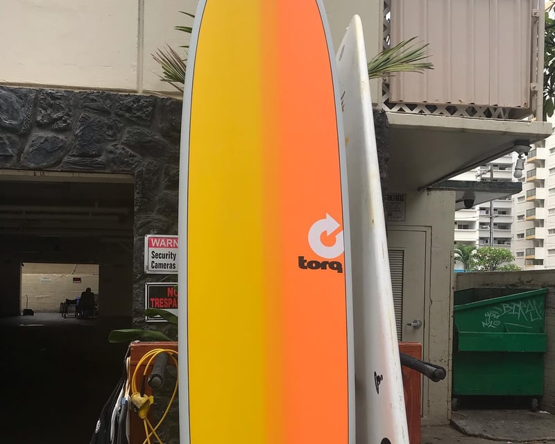 Paddleboard Rental on Waikiki Beach