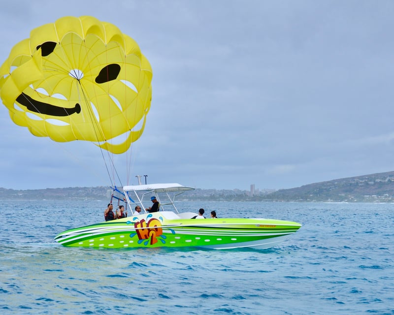 Parasail Over Maunalua Bay in Honolulu