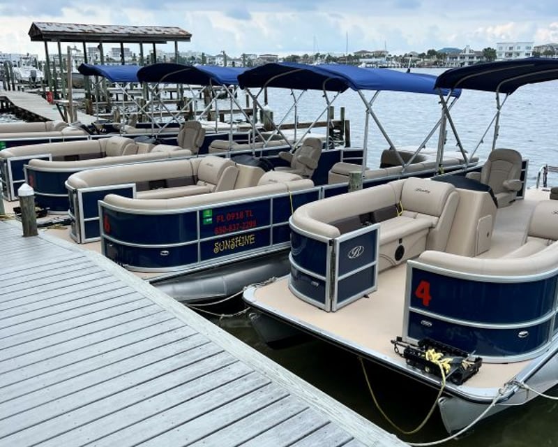 Half-Day Pontoon Rental in Destin with Fuel Included