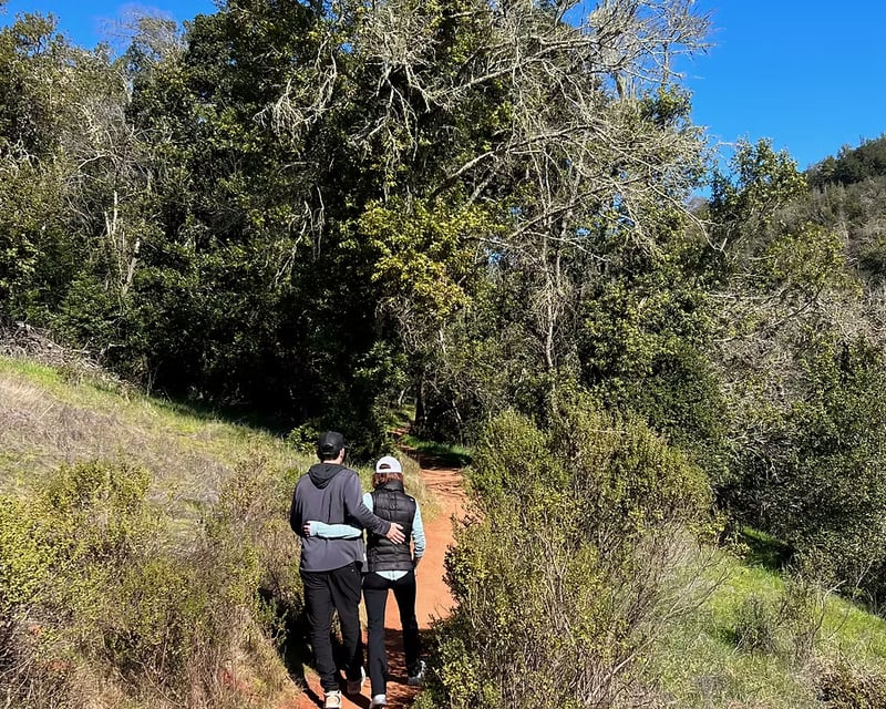 Sonoma Farm-to-Table Brunch & 3-Mile Hike