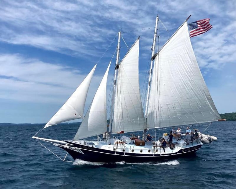 Private Sailing Charter in Traverse City