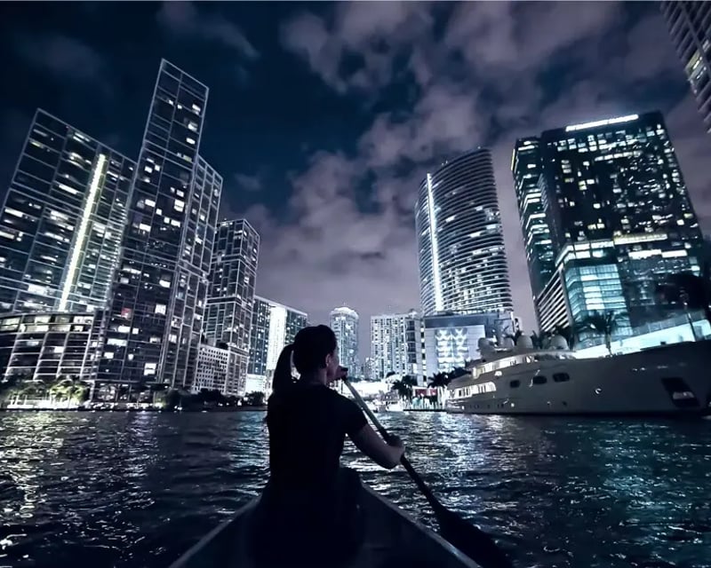 Night Stand-Up Paddleboard or Kayak Tour in Miami