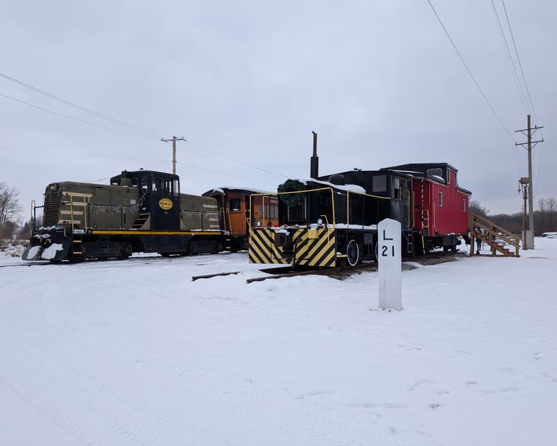 Santa Express Train Ride in Clinton