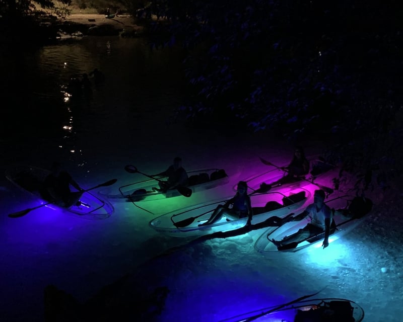 Night Glow Kayak & Paddleboard Tour in Downtown Austin